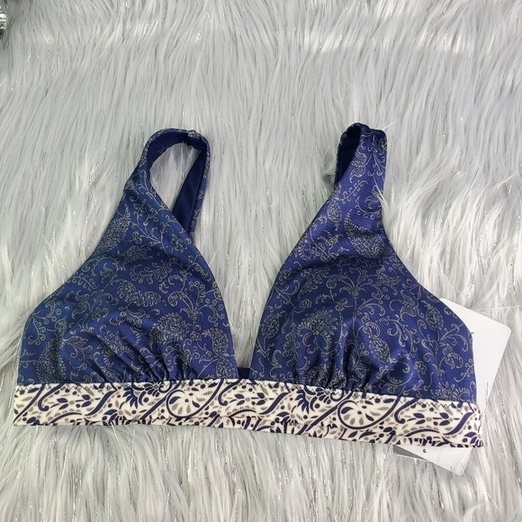 New Athleta Aqualuxe Batik Bikini Top - Picture 4 of 10